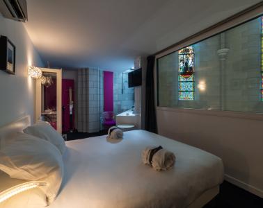 photo-chambre-seduction-coeur-de-chapelle-hotel-sozo-nantes